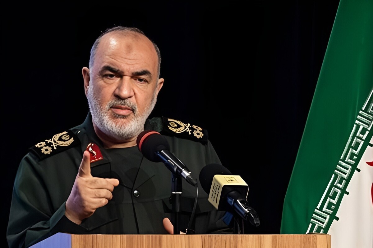 پیام سرلشکر سلامی به امیر موسوی به مناسبت روز ارتش