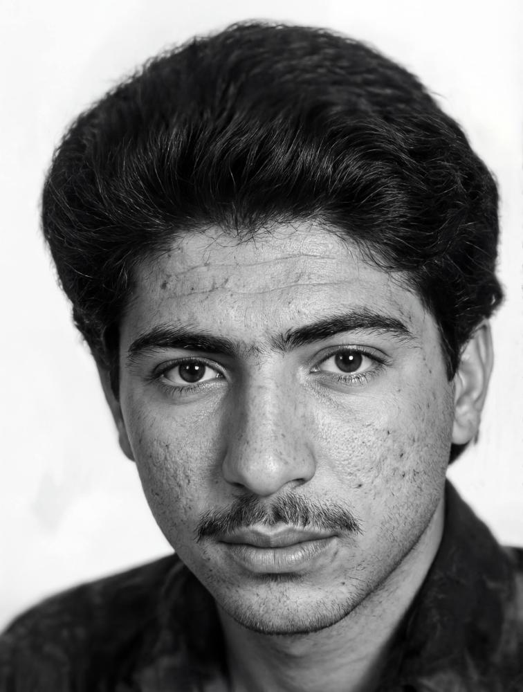 گزارش اختصاصی | از کودکی در تهران تا ایثار در بوکان: روایت شهادت شهید جواد قدرتی