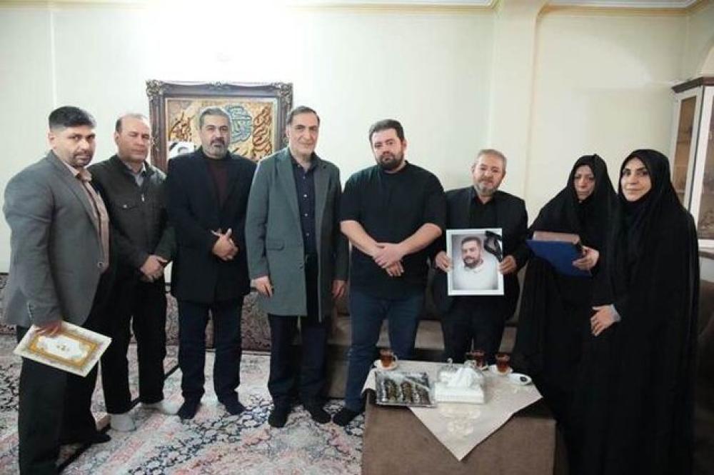 دیدار رئیس بنیاد شهید با خانواده شهدای جنایات تروریستی