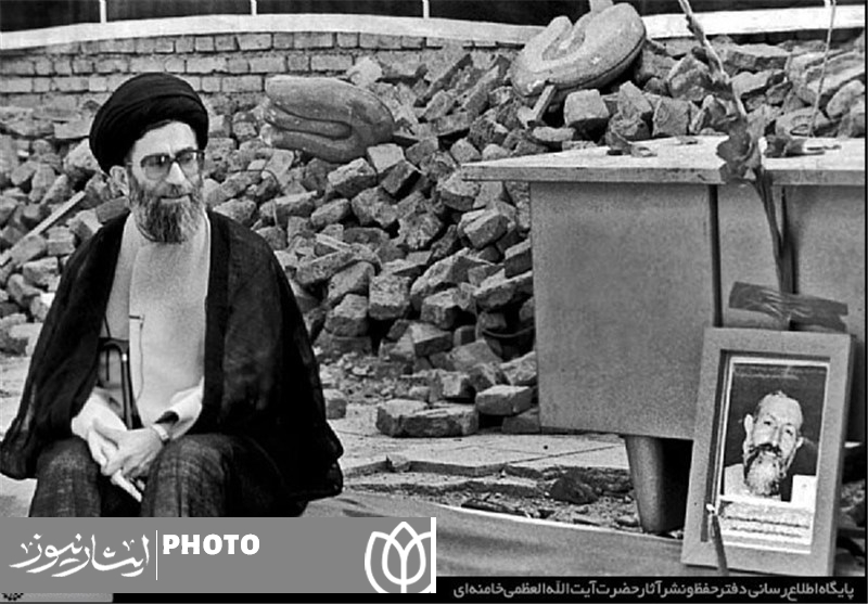 آیین گلباران مزار شهدای هفتم تیر برگزار شد