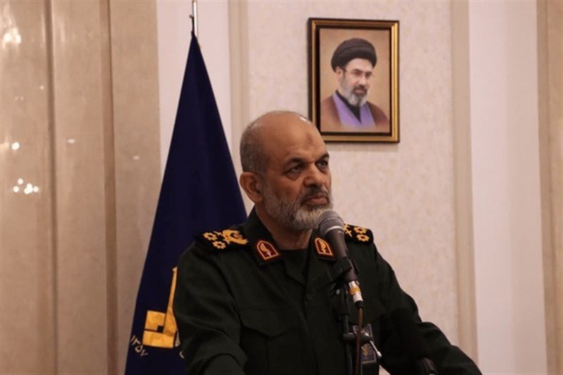 اللواء وحیدی: مقاتلو الإسلام أرغموا الجیش الأکثر تسلیحاً فی التاریخ على الرکوع